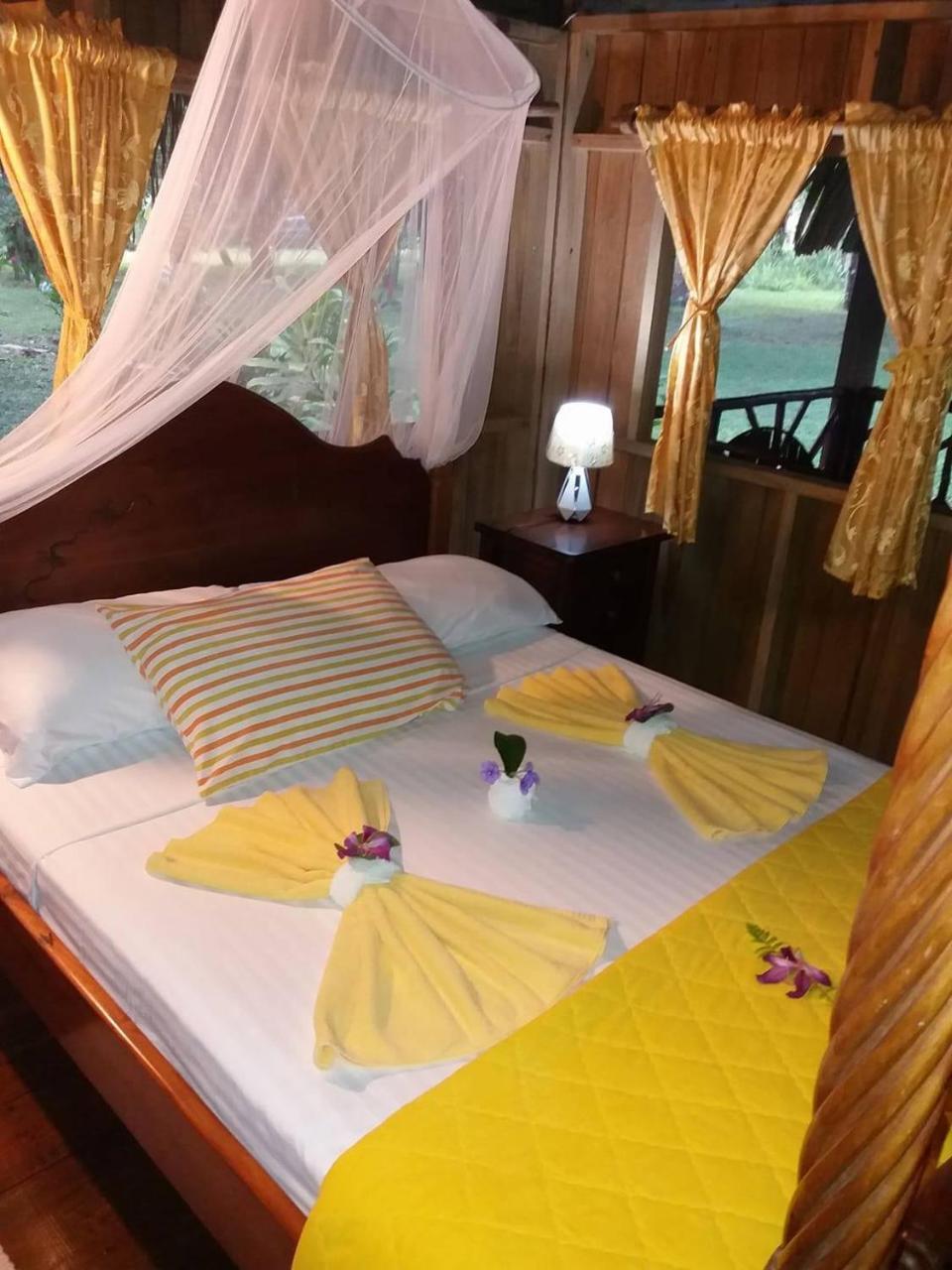 Sun Creek Lodge プンタ・ゴーダ エクステリア 写真
